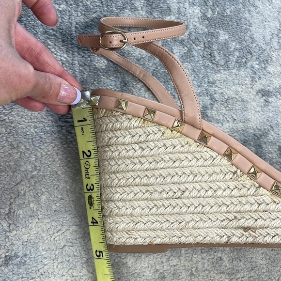 Steven New York Shells Platform Wedge Pyramid Stud Rockstud Sandals Nude Sz 11 - Picture 12 of 16